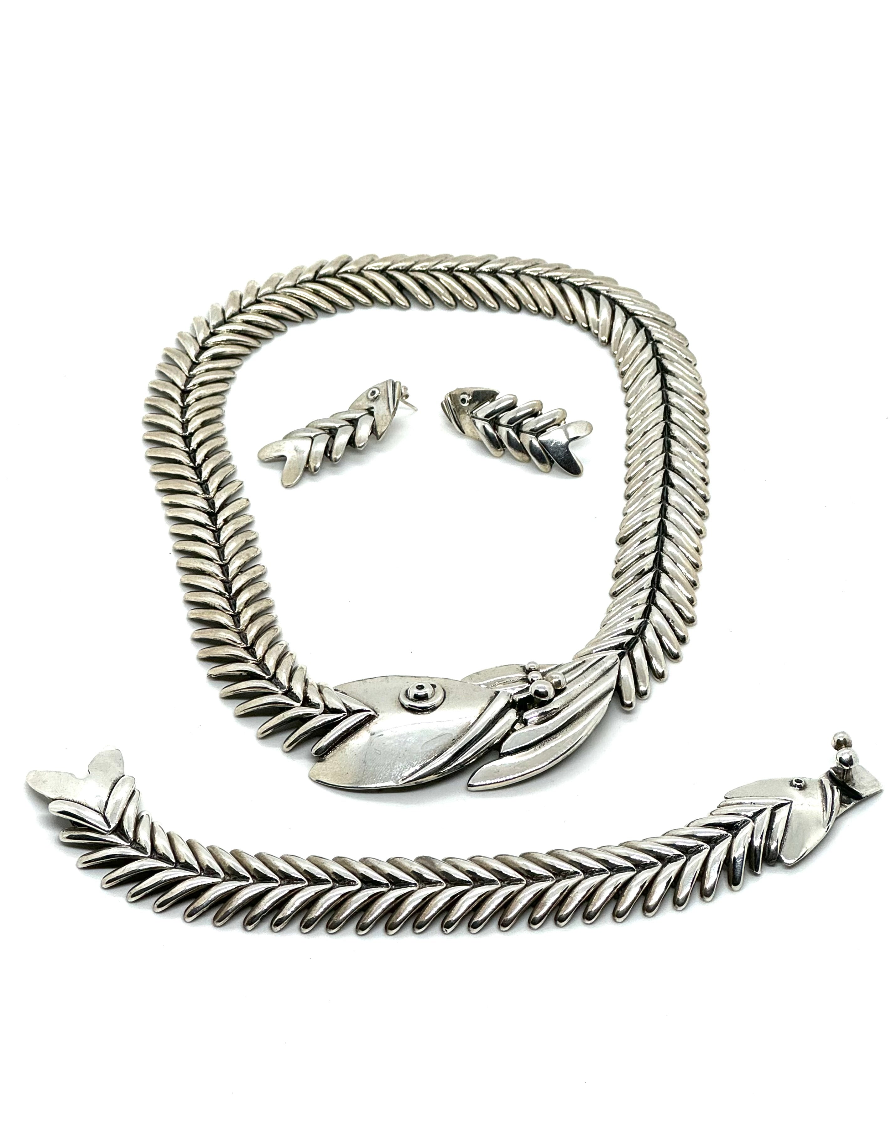 Fishbone necklace set