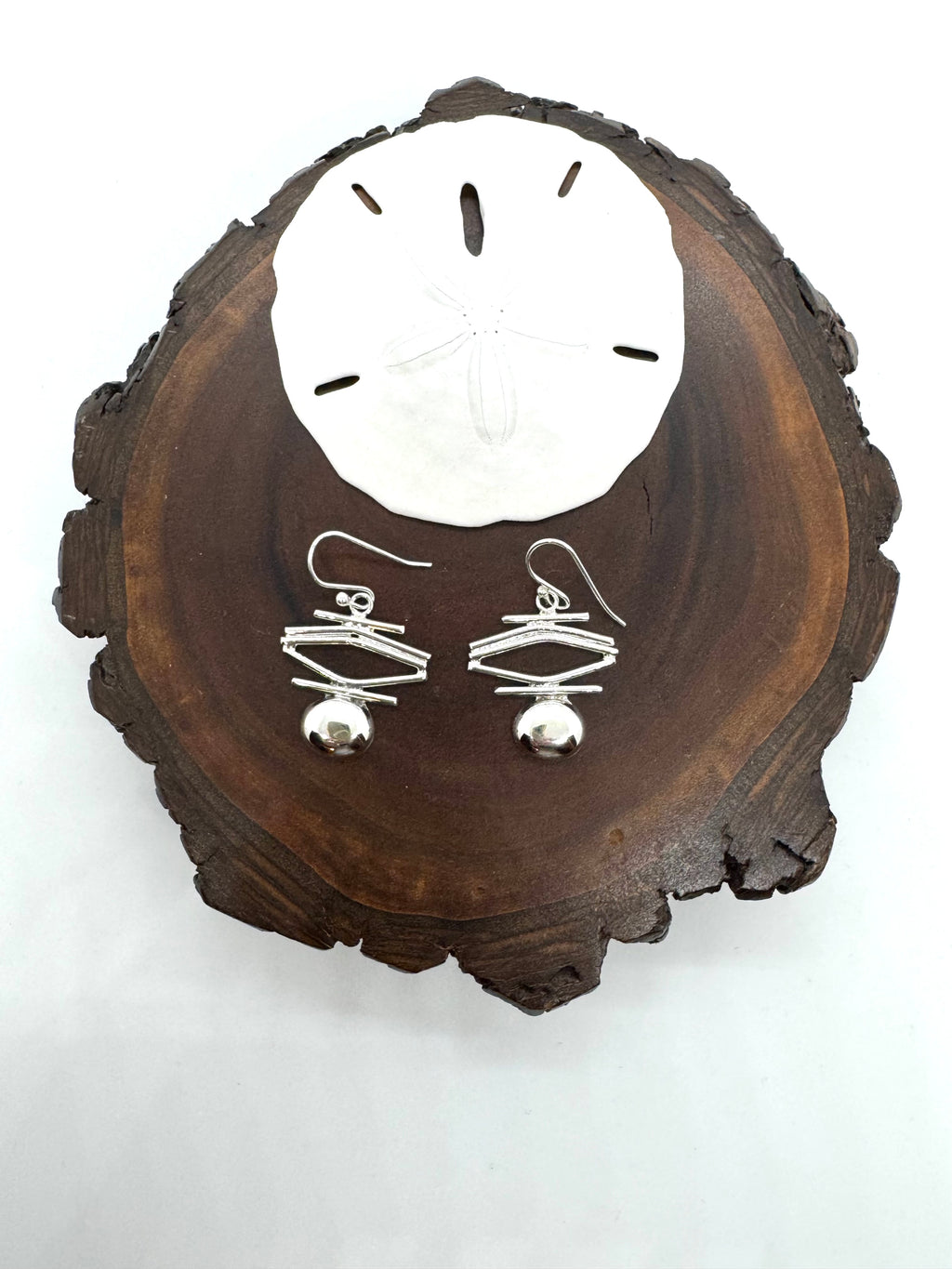 Cassidy drops silver earring