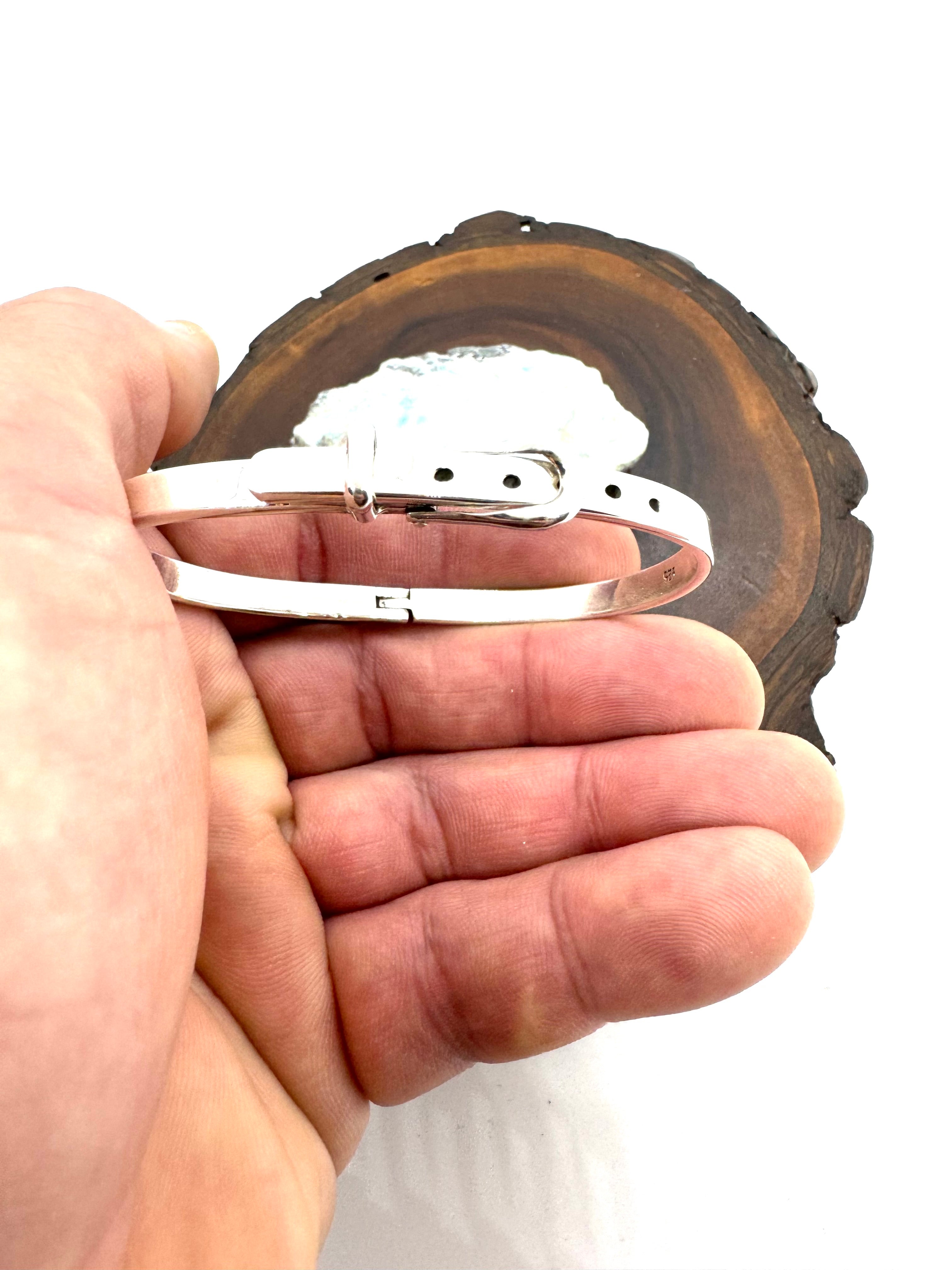 Belt buckle bracelet